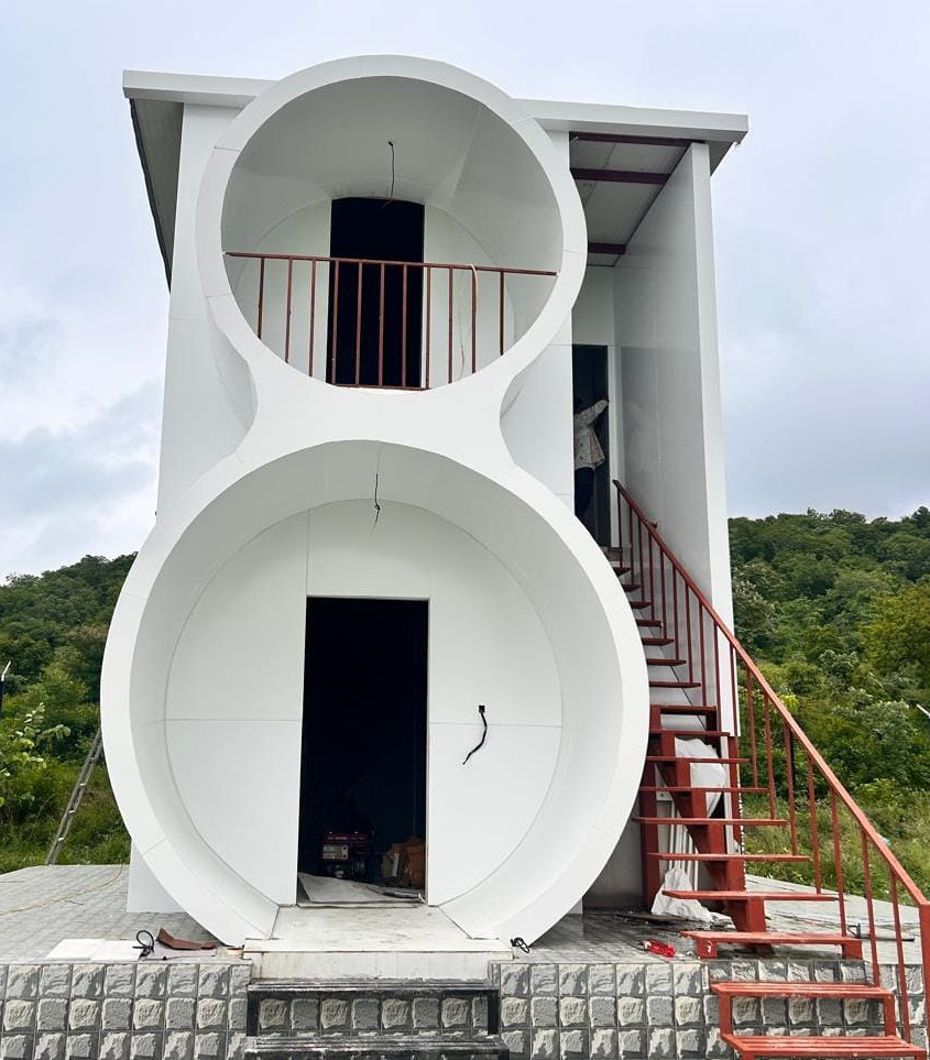 Figure-8 exterior at dusk